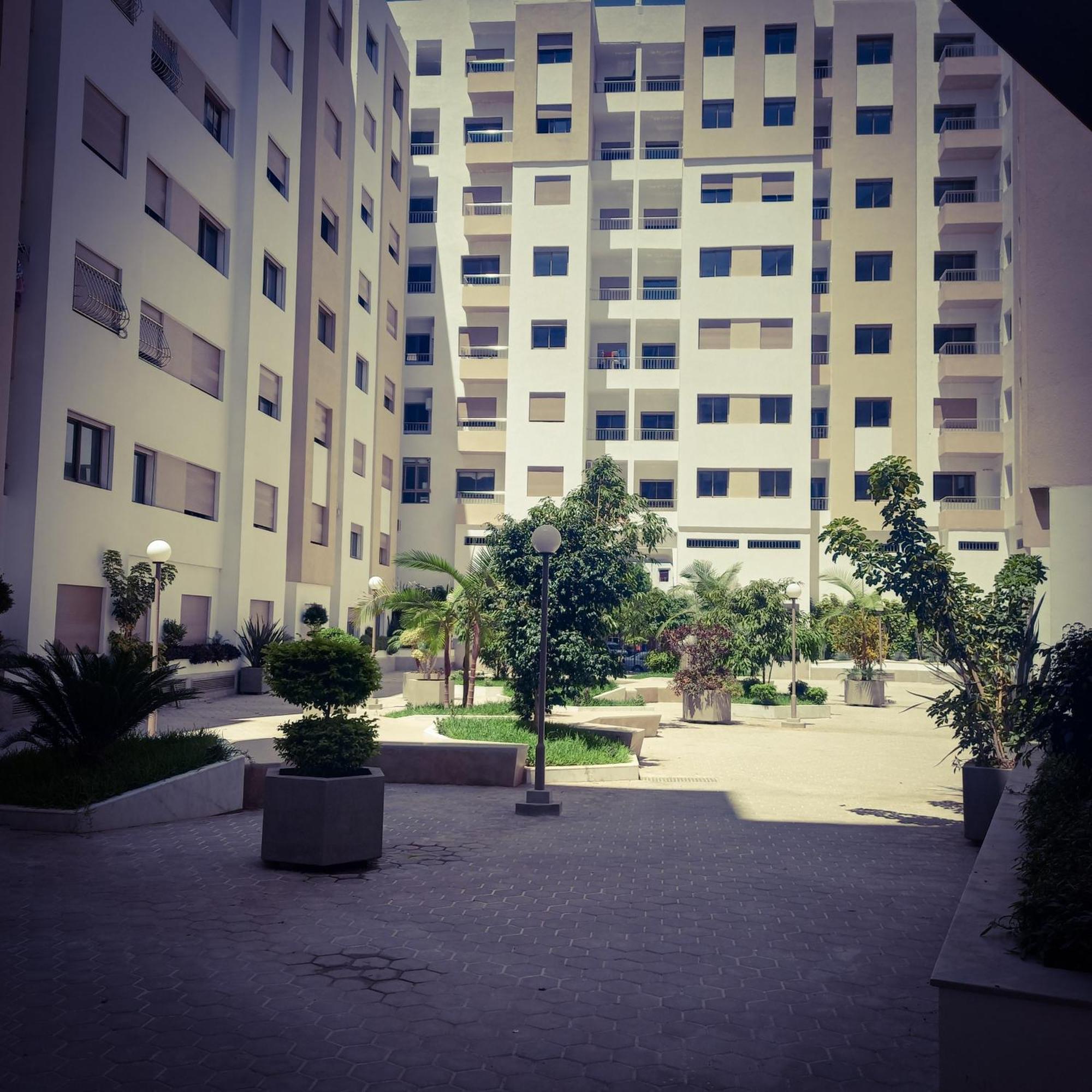 Super Apartement Totalement Neuf Et Climatise A Cote Du Centre Commercial Marjane M2 Tanger Exteriér fotografie