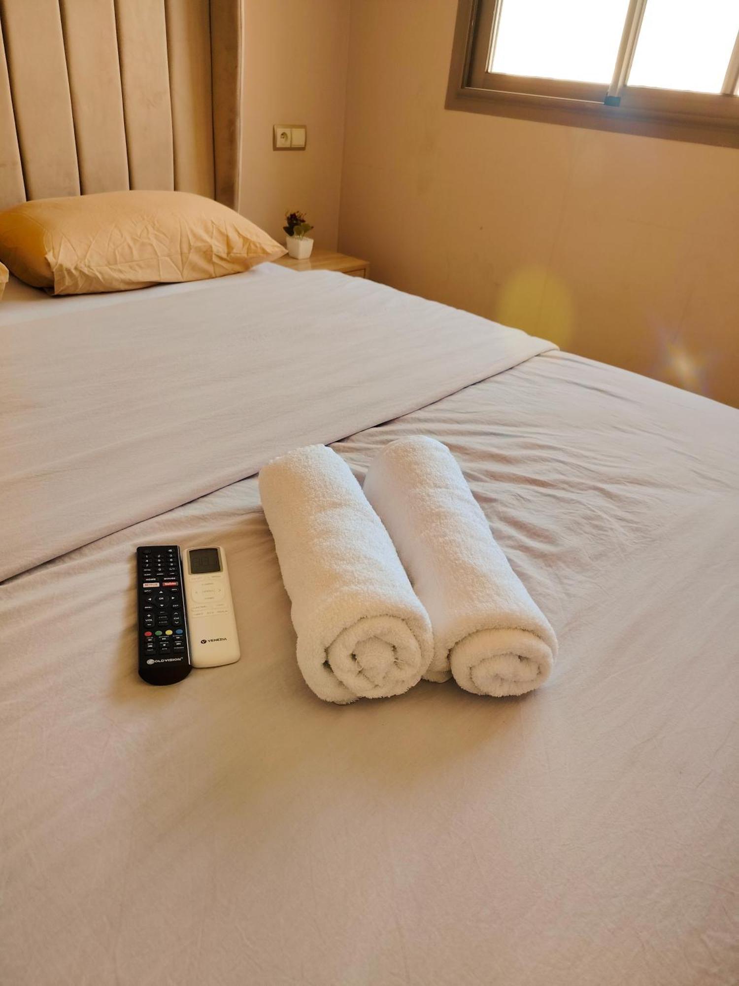 Super Apartement Totalement Neuf Et Climatise A Cote Du Centre Commercial Marjane M2 Tanger Exteriér fotografie